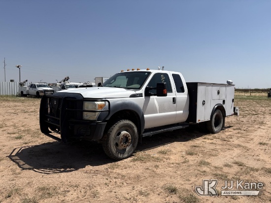 (Stanton, TX) 2016 Ford F-450 SD SuperCab DRW Extended-Cab Service Truck Runs & Moves) (Hail Damage,