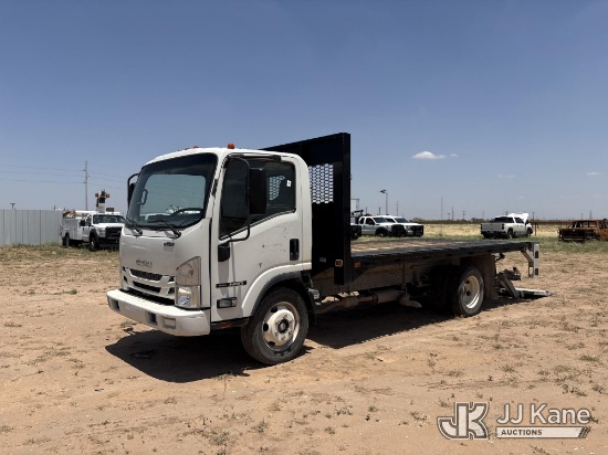 (Stanton, TX) 2022 Isuzu Trucks NRR Flatbed Truck Runs & Moves, Lift Operates