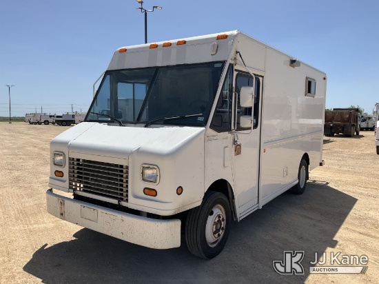 (Marion, TX) 2005 Freightliner MT45 Chassis Step Van Runs & Moves