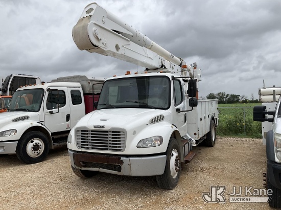 (Marion, TX) Altec AN55E, Material Handling Bucket Truck rear mounted on 2016 Freightliner M2 106 Ut