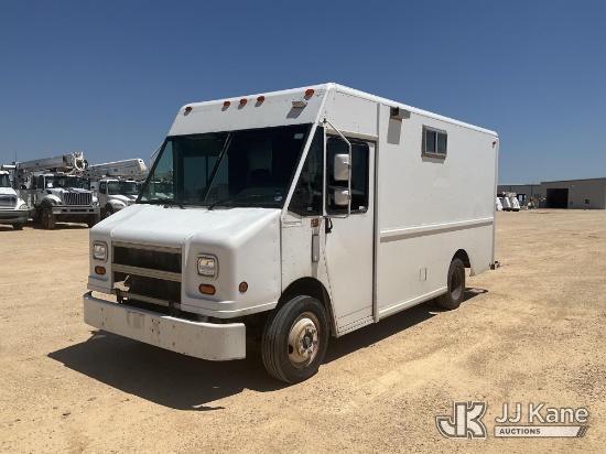 (Marion, TX) 2003 Freightliner MT45 Chassis Step Van Runs & Moves