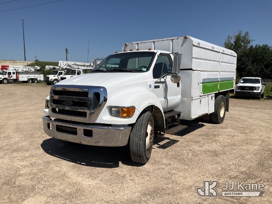 (Shakopee, MN) 2007 Ford F-650 Regular Cab DRW Chipper Dump Truck Runs & Moves) (Corrosion) (PTO Non