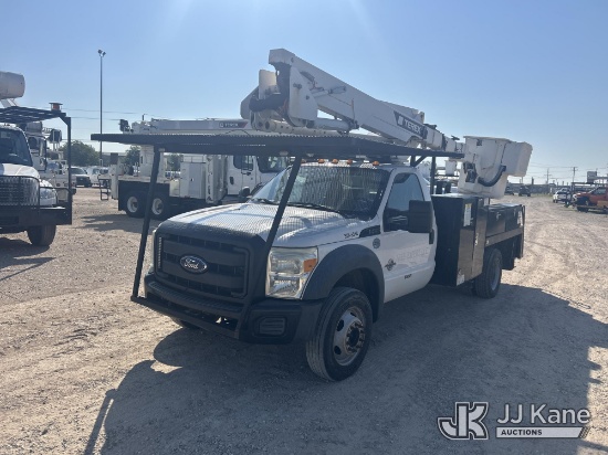 (Waxahachie, TX) Terex/HiRanger LT40, Articulating & Telescopic Bucket Truck mounted behind cab on 2
