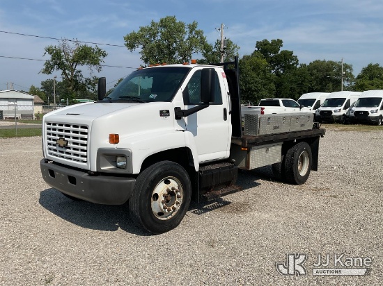 (Sandoval, IL) 2008 Chevrolet C6500 Flatbed/Service Truck Runs & Moves
