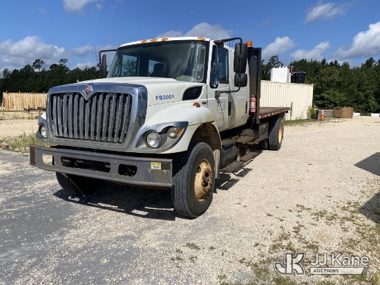 (Anacoco, LA) 2009 International 7400 Crew-Cab Flatbed Truck Runs & Moves) (Dash Warning Indicators