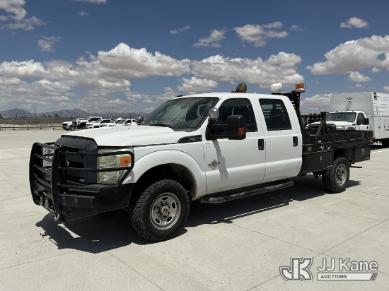 (El Paso, TX) 2015 Ford F-350 SD Crew-Cab Flatbed/Service Truck Runs & Moves) (Dash Warning Indicato