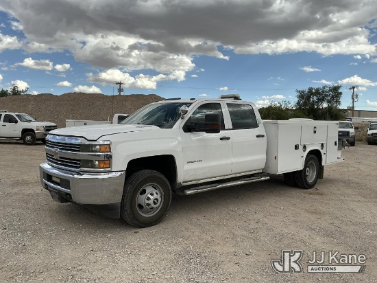(El Paso, TX) 2015 Chevrolet Silverado 3500HD 4x4 Crew-Cab Service Truck Runs & Moves) (Dash Warning