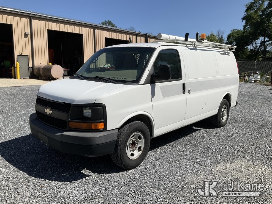 (Hagerstown, MD) 2011 Chevrolet Express G2500 Cargo Van Runs & Moves) (Removal is by Appointment Onl
