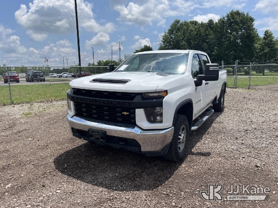 (Louisville, OH) 2020 Chevrolet Silverado 2500HD Crew-Cab Pickup Truck Runs & Moves) (Engine Perform