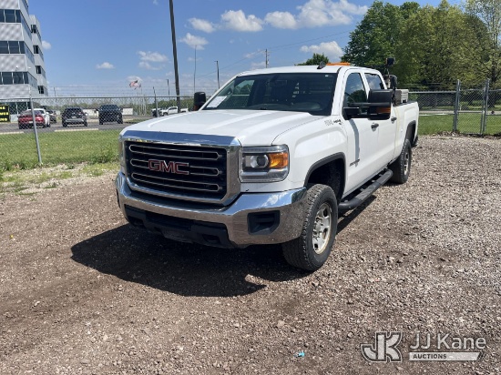 (Louisville, OH) 2017 GMC Sierra 2500HD 4x4 Crew-Cab Pickup Truck Runs & Moves