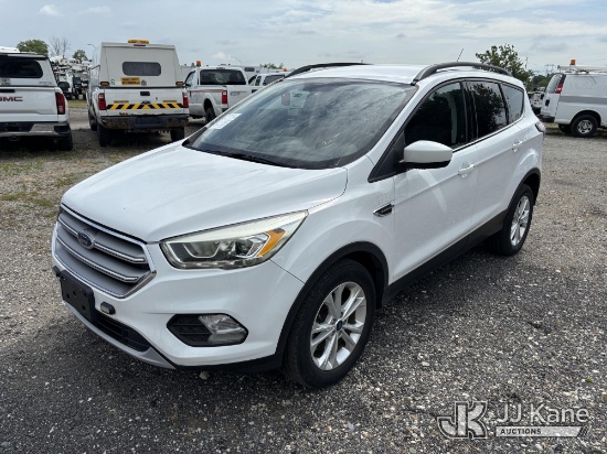 (Plymouth Meeting, PA) 2017 Ford Escape 4-Door Sport Utility Vehicle Runs & Moves