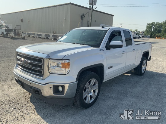 (Fort Wayne, IN) 2014 GMC Sierra 1500 SLE 4WD Extended-Cab Pickup Truck Runs & Moves) (Dash Warning