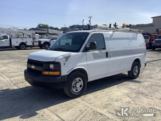 (Harmans, MD) 2011 Chevrolet Express 2500 Cargo Van Runs & Moves) (Removal is by Appointment Only, B