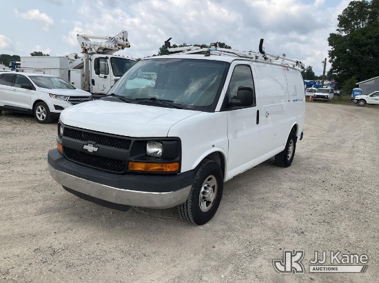 (Charlotte, MI) 2015 Chevrolet Express 2500 Cargo FFV Cargo Van Runs & Moves