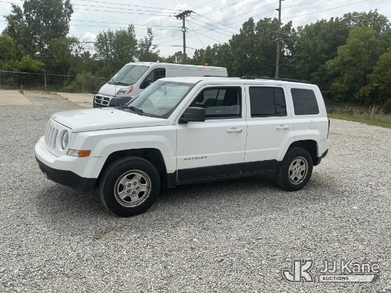 (Fort Wayne, IN) 2013 Jeep Patriot 4-Door Sport Utility Vehicle Runs & Moves) (Dash Warning Indicato