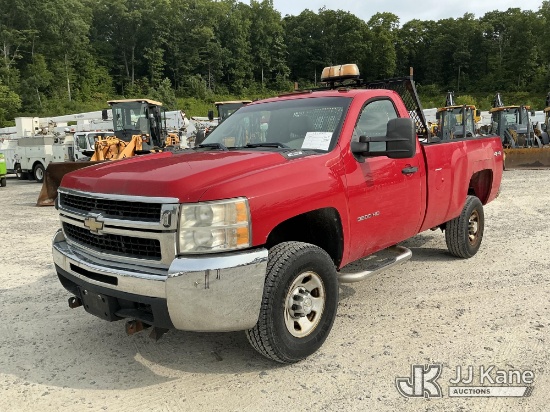 (Shrewsbury, MA) 2010 Chevrolet Silverado 3500HD 4x4 Pickup Truck Runs & Moves) (Corrosion