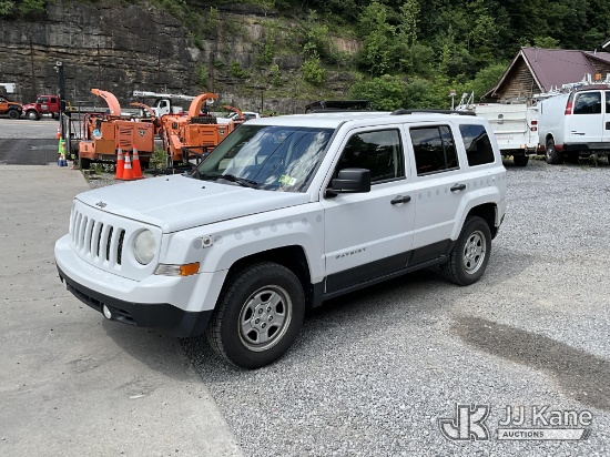 (Hanover, WV) 2013 Jeep Patriot Sport 4-Door Sport Utility Vehicle Runs & Moves