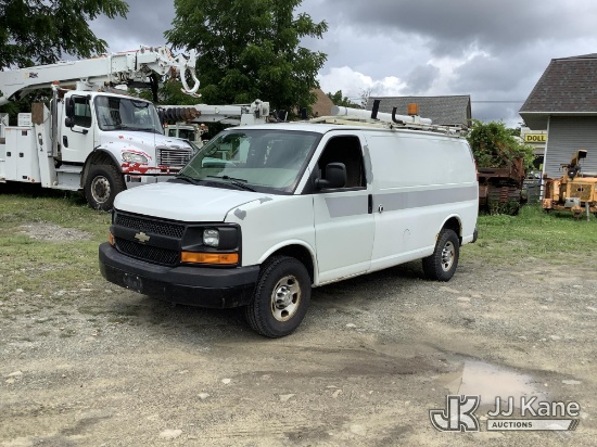 (Deposit, NY) 2011 Chevrolet Express G2500 Cargo Van Runs & Moves