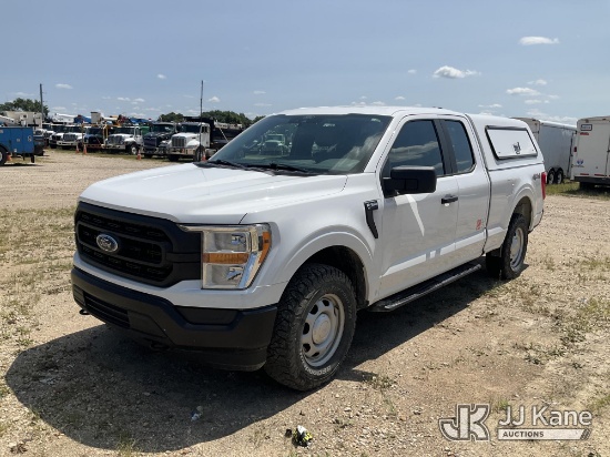 (Charlotte, MI) 2021 Ford F-150 Extended-Cab Pickup Truck Condition Unknown, Major Components Missin