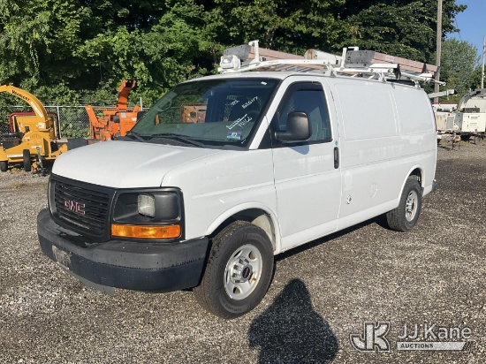 (Plymouth Meeting, PA) 2015 GMC Savana G3500 Cargo Van Runs & Moves) (Dash Warning Indicators On