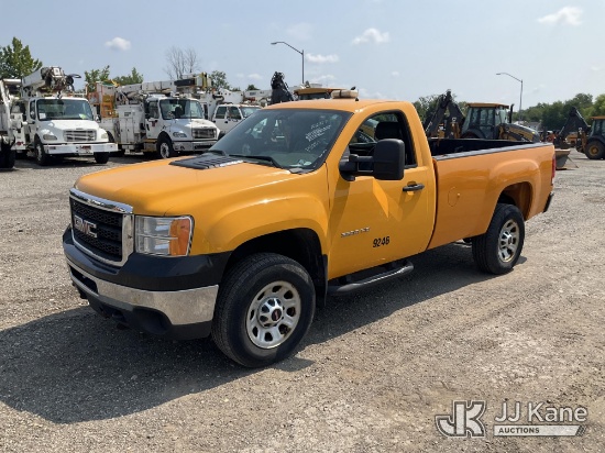 (Plymouth Meeting, PA) 2012 GMC Sierra 3500HD 4x4 Pickup Truck Runs & Moves) (Dash Warning Indicator