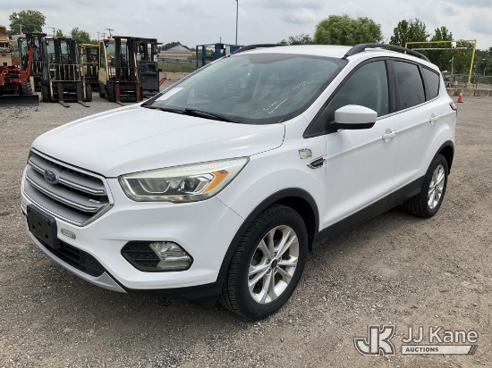 (Plymouth Meeting, PA) 2017 Ford Escape 4x4 4-Door Sport Utility Vehicle Runs & Moves) (Engine Warni