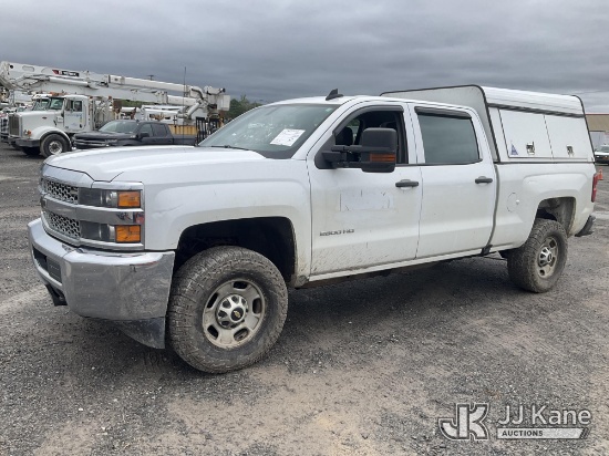 (Rome, NY) 2019 Chevrolet Silverado 2500HD 4x4 Crew-Cab Pickup Truck Runs & Moves) (Dash Warning Ind