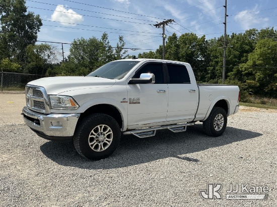 (Waynedale, IN) 2016 RAM 3500 Laramie Crew Cab SWB Pickup Truck Runs & Moves) (Dash Warning Indicato