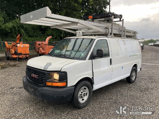 (Plymouth Meeting, PA) 2012 GMC Savana G3500 Cargo Van CNG Only) (Runs & Moves) (Dash Warning Indica