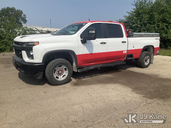 (South Beloit, IL) 2020 Chevrolet Silverado 2500HD 4x4 Crew-Cab Pickup Truck Runs & Moves) (Engine P