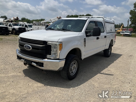 (Charlotte, MI) 2017 Ford F-250 SD Crew-Cab Pickup Truck Runs & Moves) (Engine Performance Concerns
