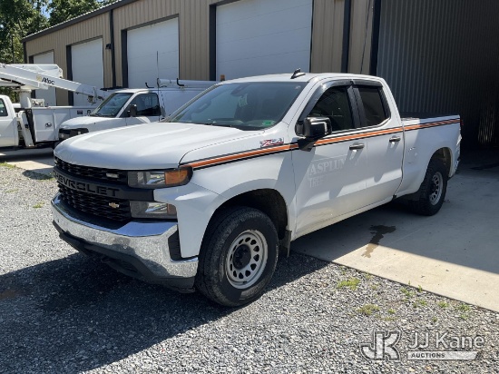 (Hagerstown, MD) 2021 Chevrolet Silverado 1500 4x4 Crew-Cab Pickup Truck Runs, Not Moving, Condition