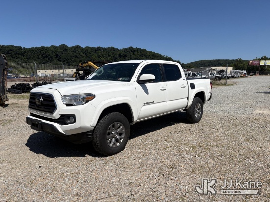 (Smock, PA) 2019 Toyota Tacoma 4x4 SR5 Double Cab Long Bed V6 6AT Crew-Cab Pickup Truck Runs & Moves