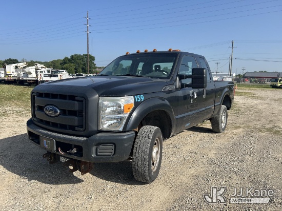 (Charlotte, MI) 2015 Ford F-350 SD Extended-Cab Pickup Truck Runs, & Moves