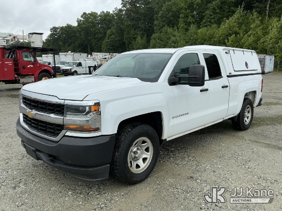 (Shrewsbury, MA) 2017 Chevrolet Silverado 1500 Extended-Cab Pickup Truck Runs & Moves