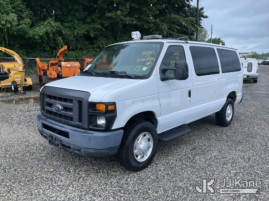 (Plymouth Meeting, PA) 2013 Ford Econoline E-350 Super Duty Cargo Window Van Runs & Moves, Corrosion