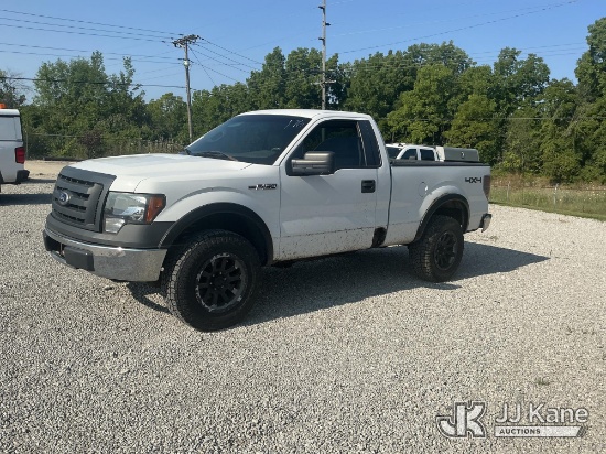 (Fort Wayne, IN) 2010 Ford F-150 Pickup Truck Runs & Moves) (Windshield Defect) (Corrosion