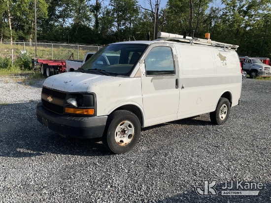 (Hagerstown, MD) 2011 Chevrolet Express G2500 Cargo Van Not Running, Condition Unknown) (Removal is