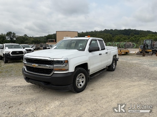 (Smock, PA) 2017 Chevrolet Silverado 1500 4x4 Extended-Cab Pickup Truck Runs & Moves) (Dash Warning