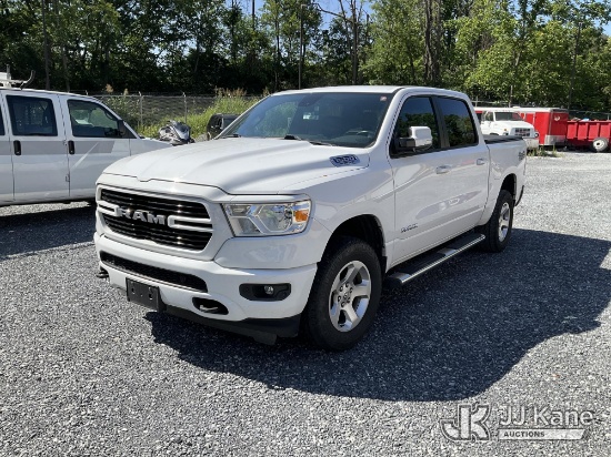(Hagerstown, MD) 2019 Ram 1500 4x4 Crew-Cab Pickup Truck Not Running, Engine In Parts) (Seller State