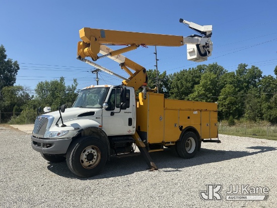 (Fort Wayne, IN) Hi-Ranger TL41, Articulating & Telescopic Material Handling Bucket Truck mounted be