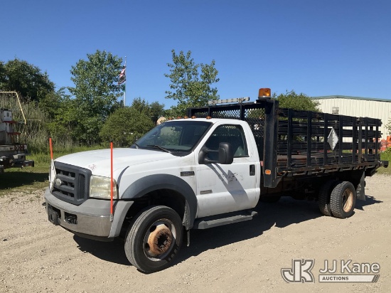 (Bellport, NY) 2006 Ford F550 2WD Flatbed Truck Runs & Moves) (Removal is by Appointment Only, Buyer