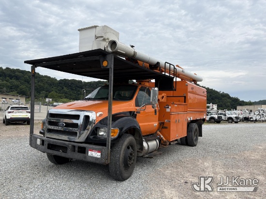 (Smock, PA) Altec LR760E70, Over-Center Elevator Bucket Truck mounted behind cab on 2013 Ford F750 C