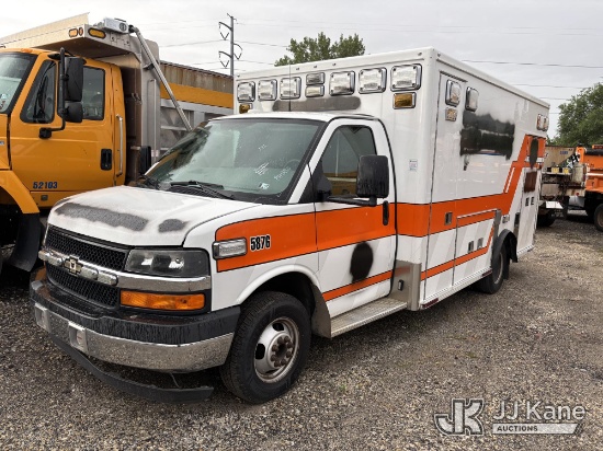 (Plymouth Meeting, PA) 2012 Chevrolet Express G4500 Ambulance/Rescue Vehicle Runs & Moves) (Interior