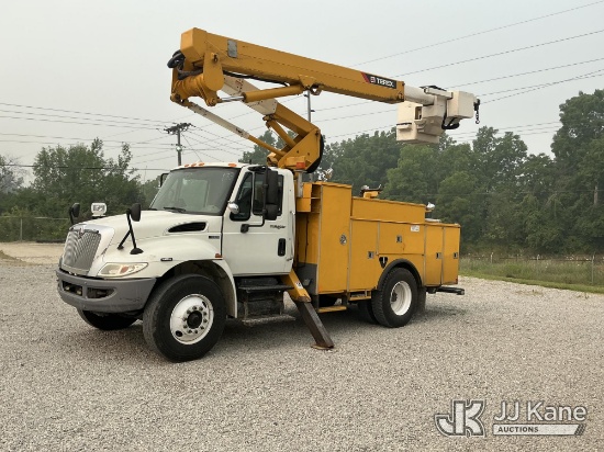 (Fort Wayne, IN) HiRanger TL41-MH, Articulating & Telescopic Material Handling Bucket Truck mounted
