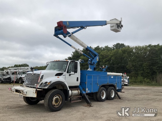 (Charlotte, MI) HiRanger TL55, Articulating & Telescopic Material Handling Bucket Truck center mount