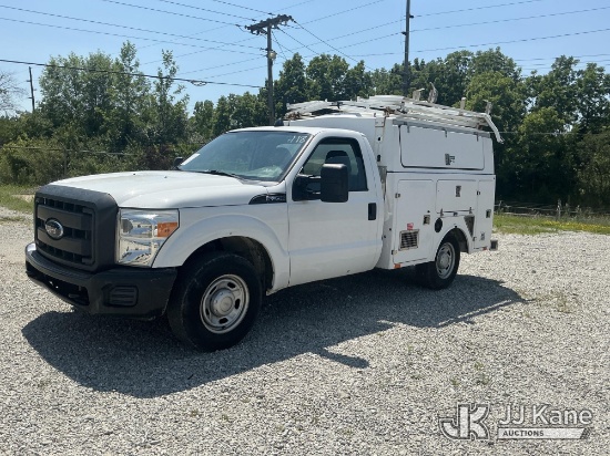 (Fort Wayne, IN) 2013 Ford F-350 SD Enclosed Service Truck Runs & Moves