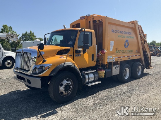 (Plymouth Meeting, PA) 2020 International HV607 Trash/Compactor Truck Runs, Moves & Operates) (Dash