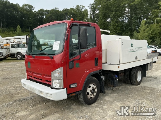 (Shrewsbury, MA) 2014 Isuzu NPR Spray Truck Runs & Moves