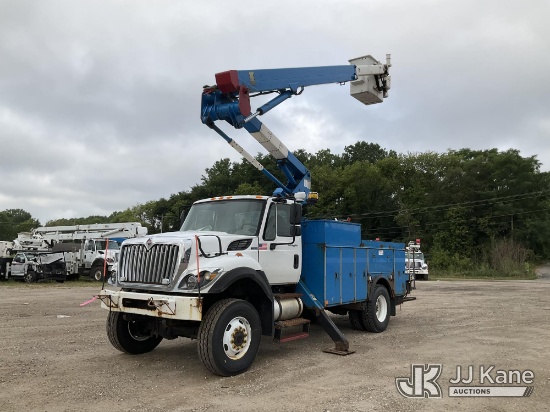 (Charlotte, MI) HiRanger TL50, Articulating & Telescopic Material Handling Bucket Truck center mount